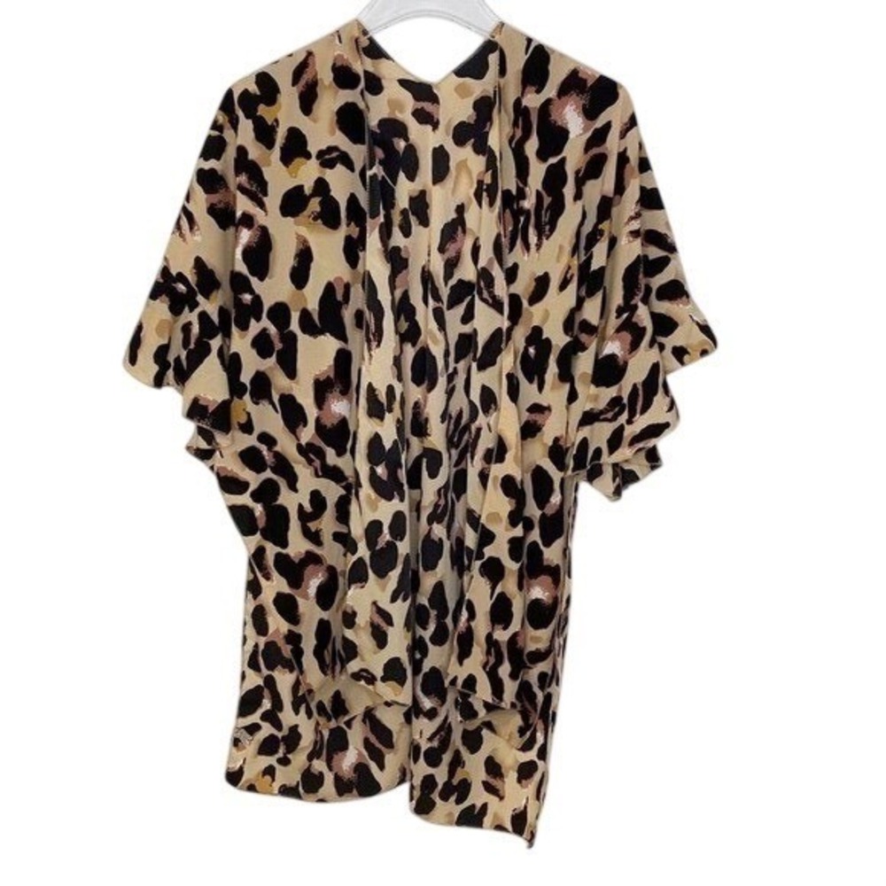 Cheetah Print Boutique Kimono shrug Poncho Wrap‎ Cover Brand NEW
